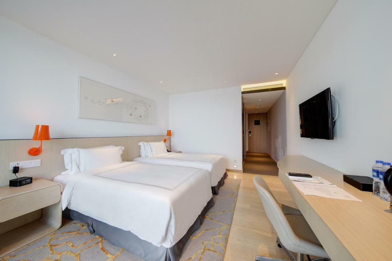 Capri By Fraser Shenzhen Bagian luar foto