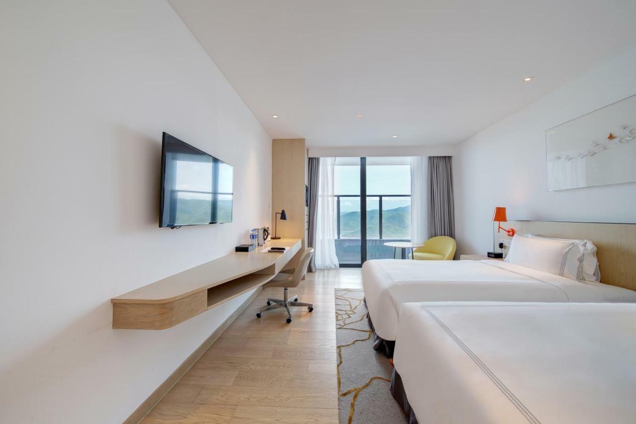 Capri By Fraser Shenzhen Bagian luar foto